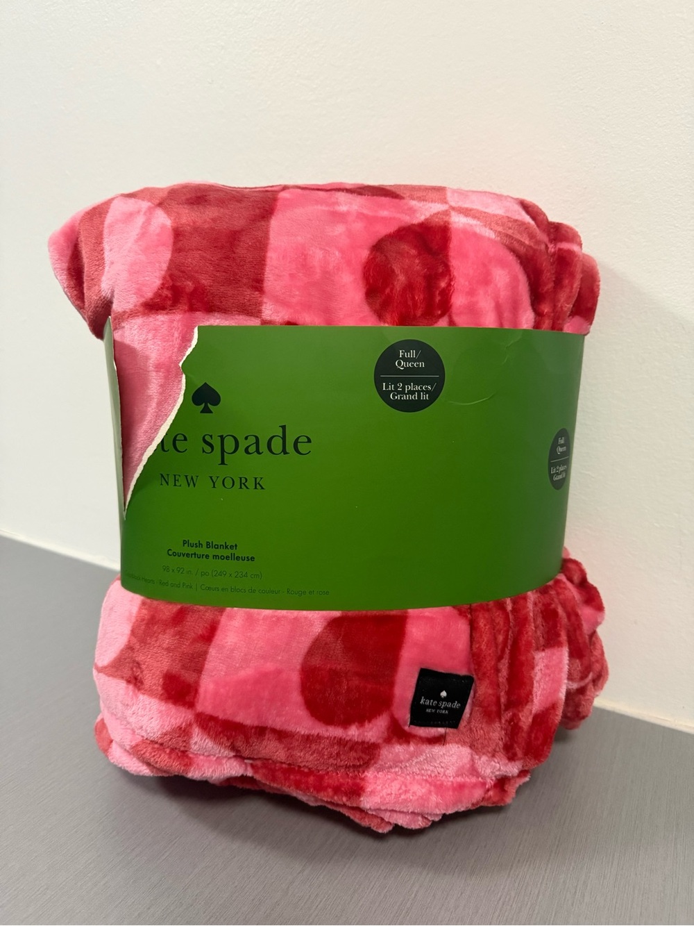 Kate Spade New York Plush Blanket Pink/Red Hearts